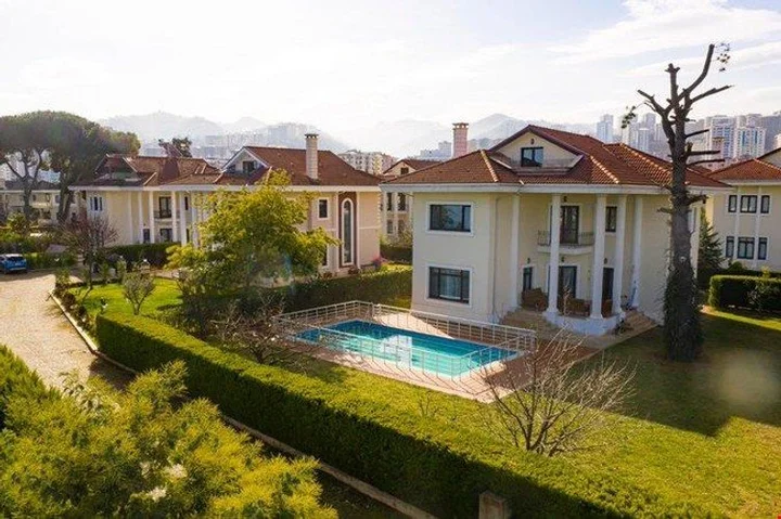 Йомра: Villa Ensar