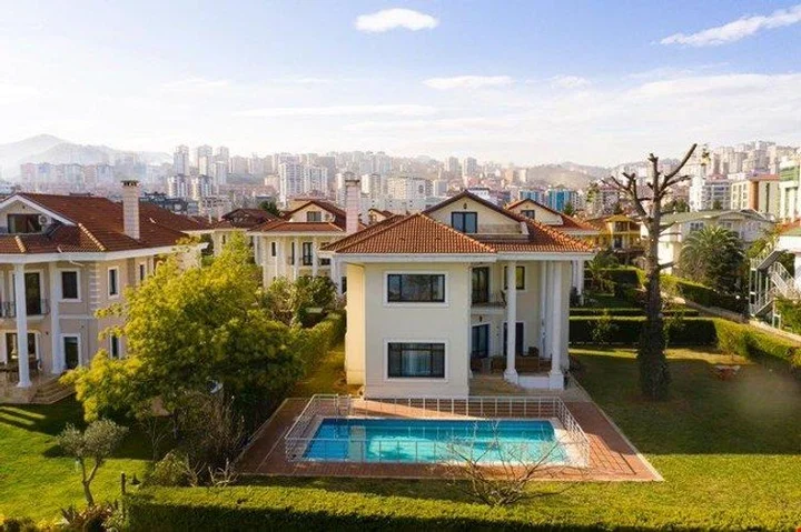 Йомра: Villa Ensar