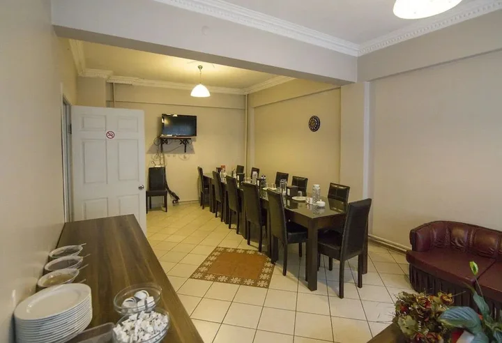 Инегол: Hotel Ferah