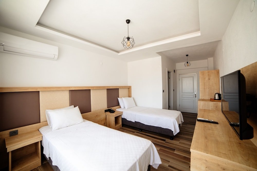 Зейтинликой: Estia Hotel