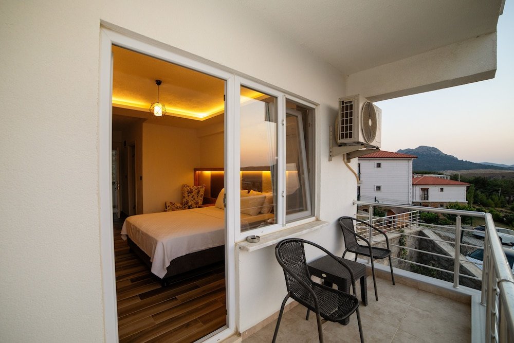 Зейтинликой: Estia Hotel