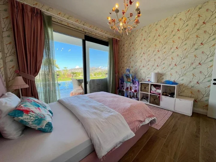 Яликавак: 4 Bedroom Villa With Private Pool And Separate Staff Room In Yalikavak