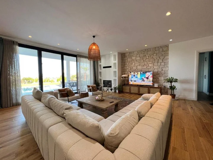 Яликавак: 4 Bedroom Villa With Private Pool And Separate Staff Room In Yalikavak