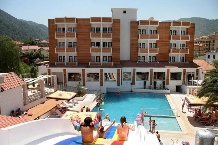 Мармарис: Uysal Motel Beach