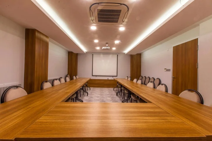Измит: Business Palas Hotel