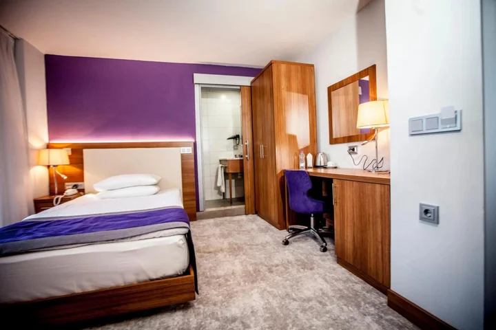 Измит: Business Palas Hotel
