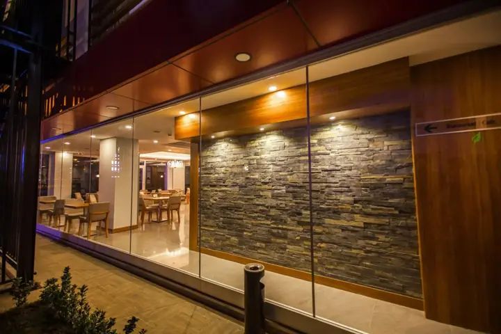 Измит: Business Palas Hotel
