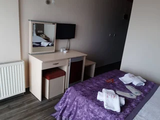 Алтынолук: Gür Hotel