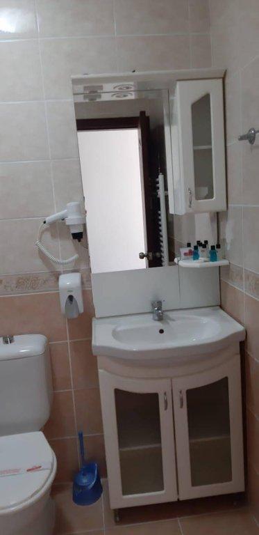 Алтынолук: Gür Hotel