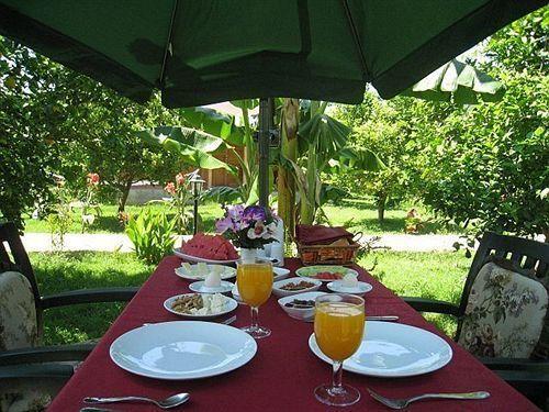 Чиралы: Cirali Almira Bungalow