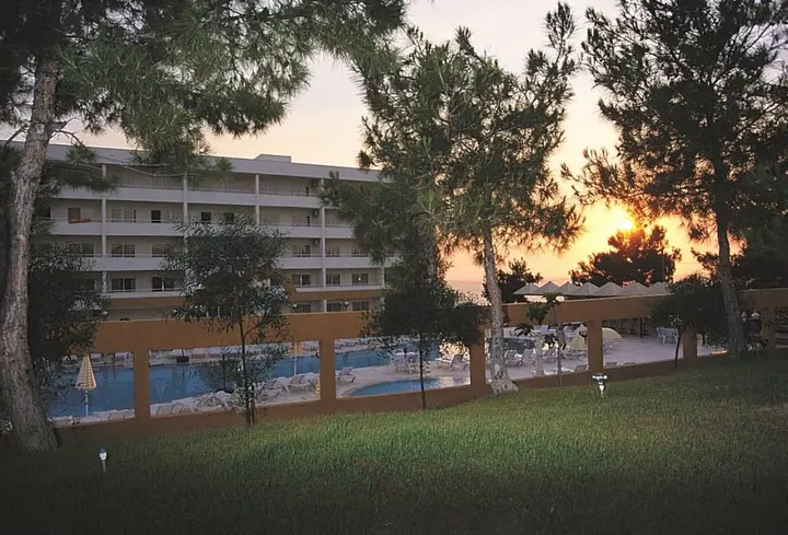 Кушадасы: Апарт-Отель Tuntas Family Suites Kusadasi