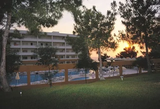 Кушадасы: Апарт-Отель Tuntas Family Suites Kusadasi