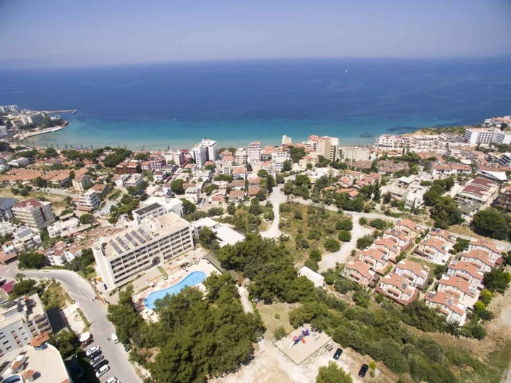 Кушадасы: Апарт-Отель Tuntas Family Suites Kusadasi