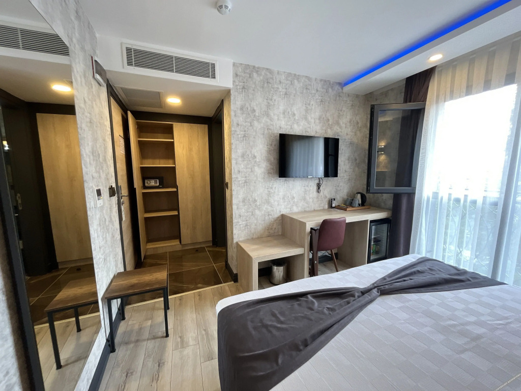 Арсин: Avni Bey Otel