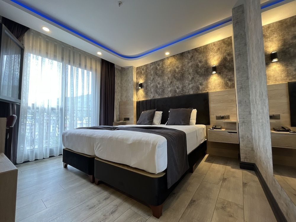 Арсин: Avni Bey Otel
