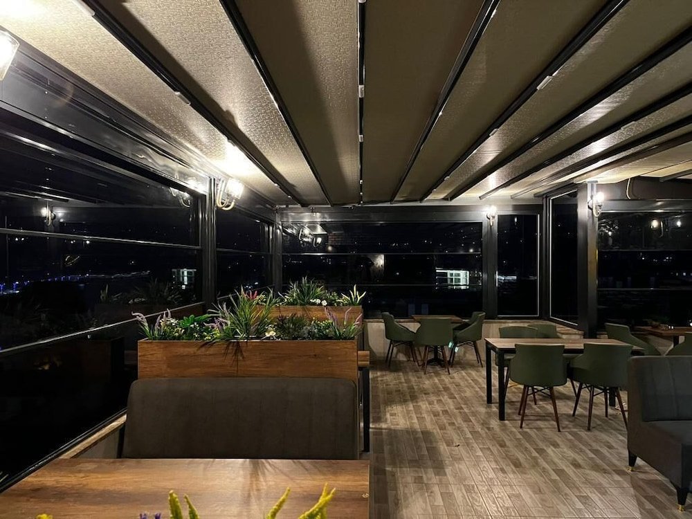 Арсин: Avni Bey Otel