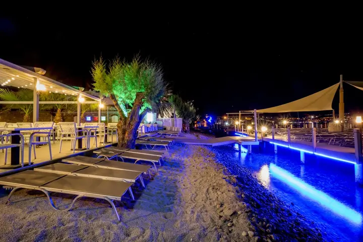 Голькой: Babana Hotel