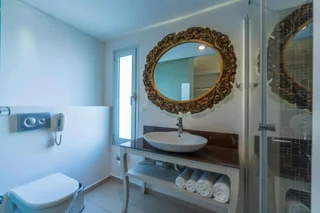 Голькой: Babana Hotel