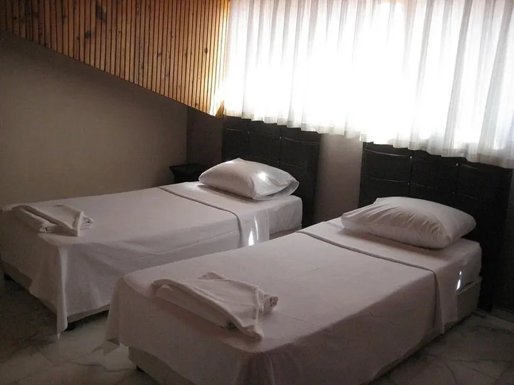 Дальян: B.C. Alya Hotel