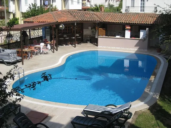 Дальян: B.C. Alya Hotel
