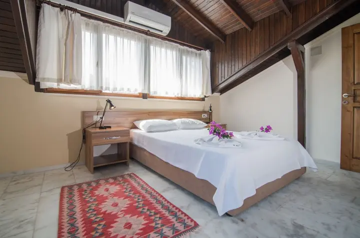 Дальян: B.C. Alya Hotel