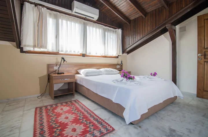 Дальян: B.C. Alya Hotel