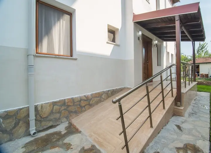 Дальян: B.C. Alya Hotel