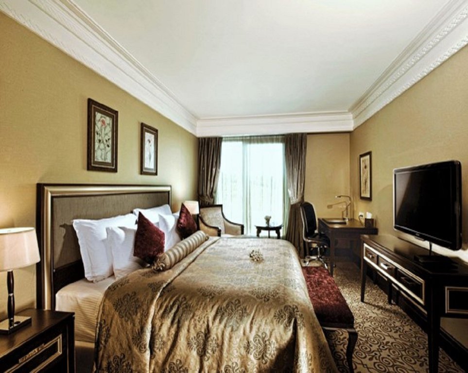 Стамбул: Crowne Plaza Hotel Istanbul - Asia, an IHG Hotel
