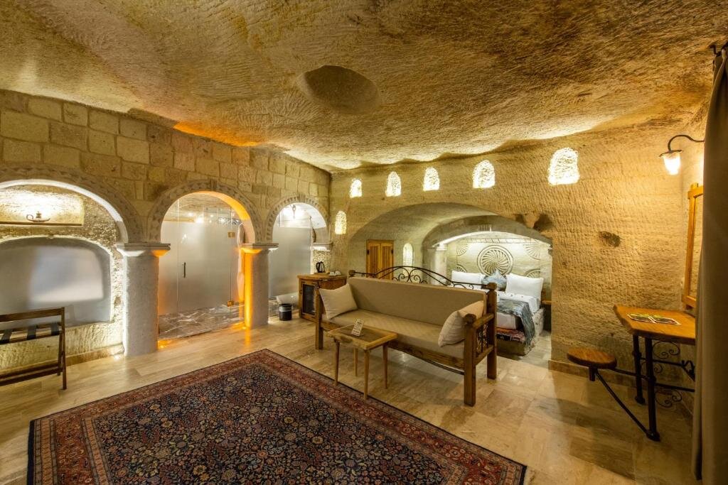 Charming Cave Hotel — фото 2