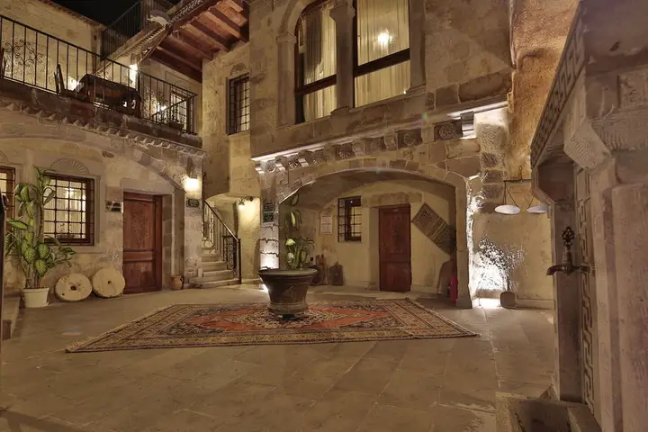 Charming Cave Hotel — фото 3