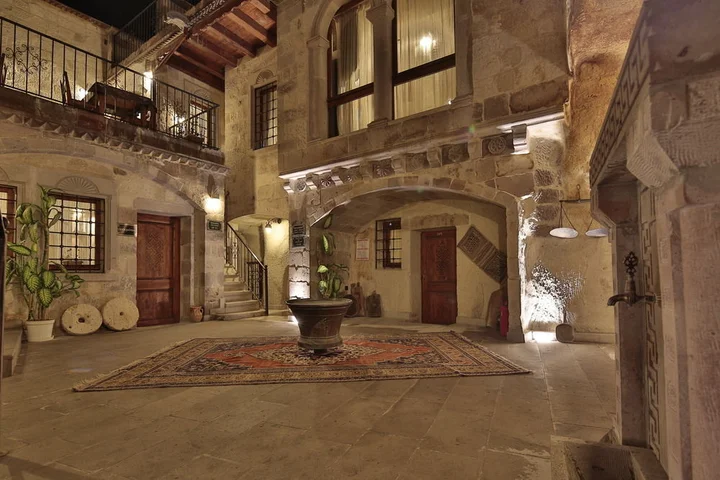 Гёреме: Charming Cave Hotel
