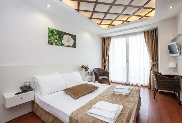 Бююкада: Büyükada Comfort Hotel