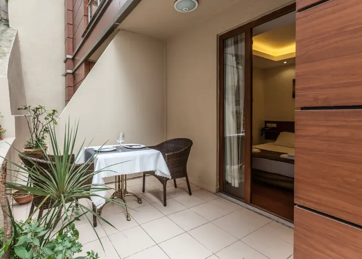 Бююкада: Büyükada Comfort Hotel