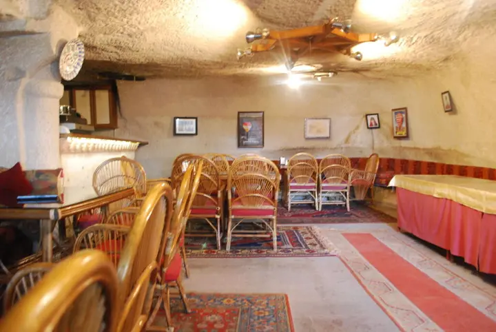 Гёреме: Lalezar Cave Hotel