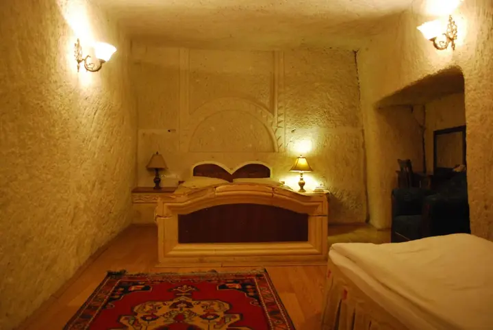 Гёреме: Lalezar Cave Hotel