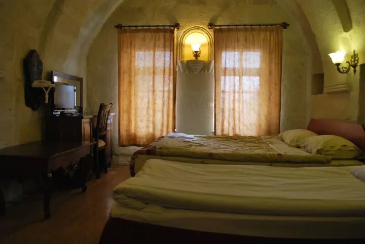 Гёреме: Lalezar Cave Hotel