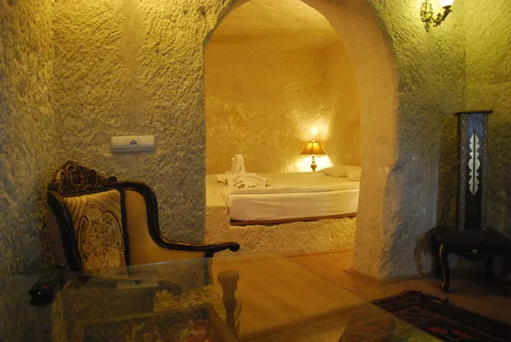 Гёреме: Lalezar Cave Hotel