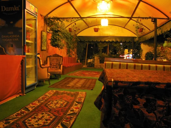 Гёреме: Lalezar Cave Hotel