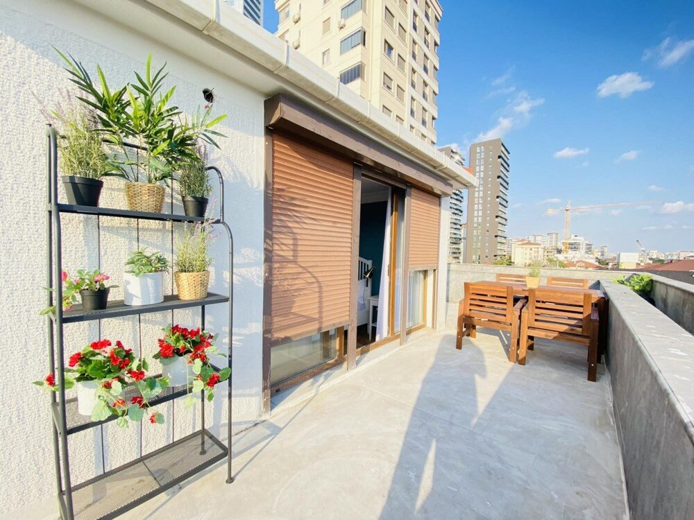 MISSAFIR Spacious Duplex Flat near Bagdat Street — фото 3