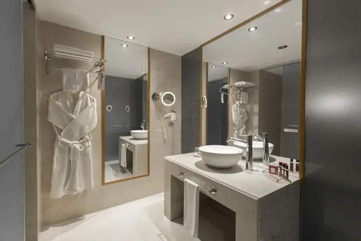 Карахаит: Anemon Grand Denizli Otel