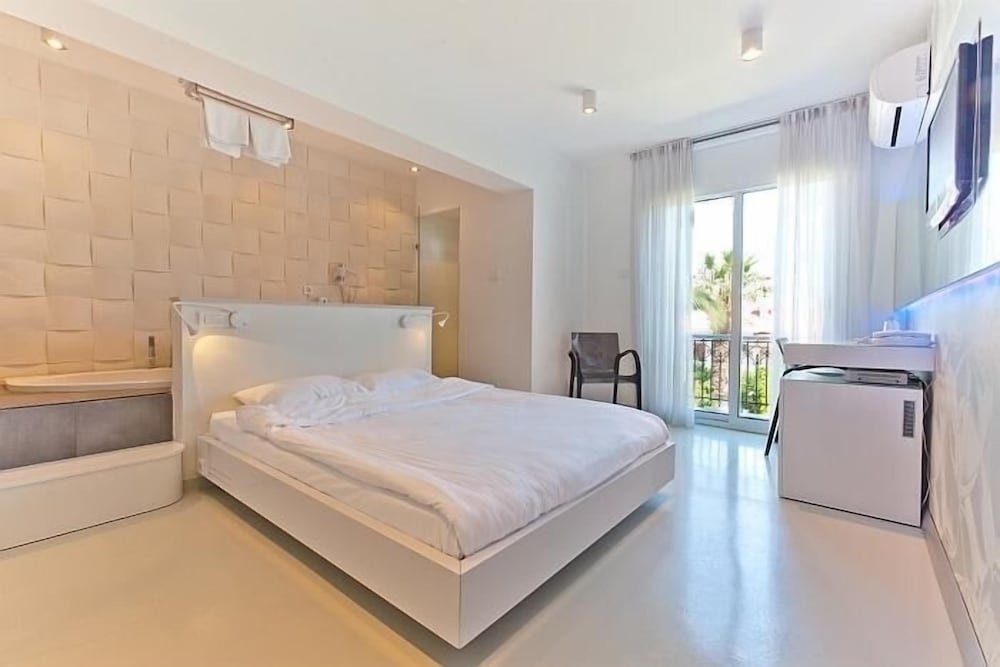 Чешме: Villa Saray