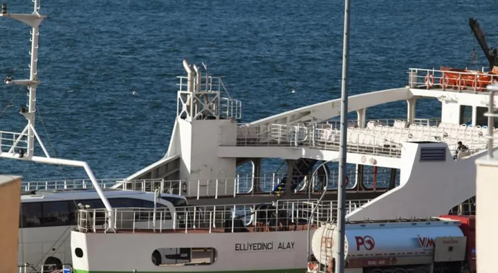 Канаккале: Hotel Peli̇t
