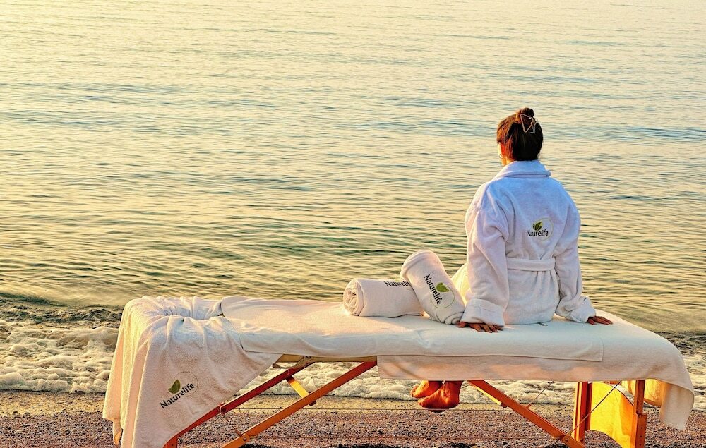 Чиралы: Naturelife Bungalows & Spa
