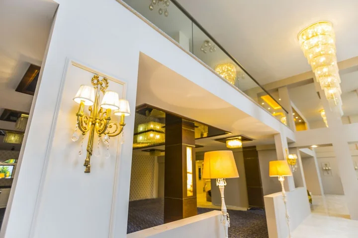 Йомра: Real King Suit Otel