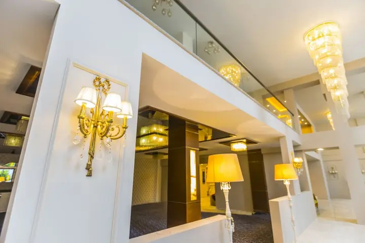 Йомра: Real King Suit Otel