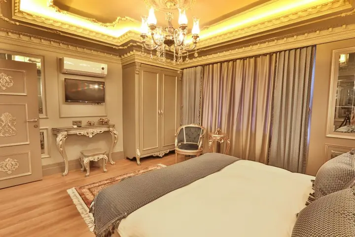 Йомра: Real King Suit Otel