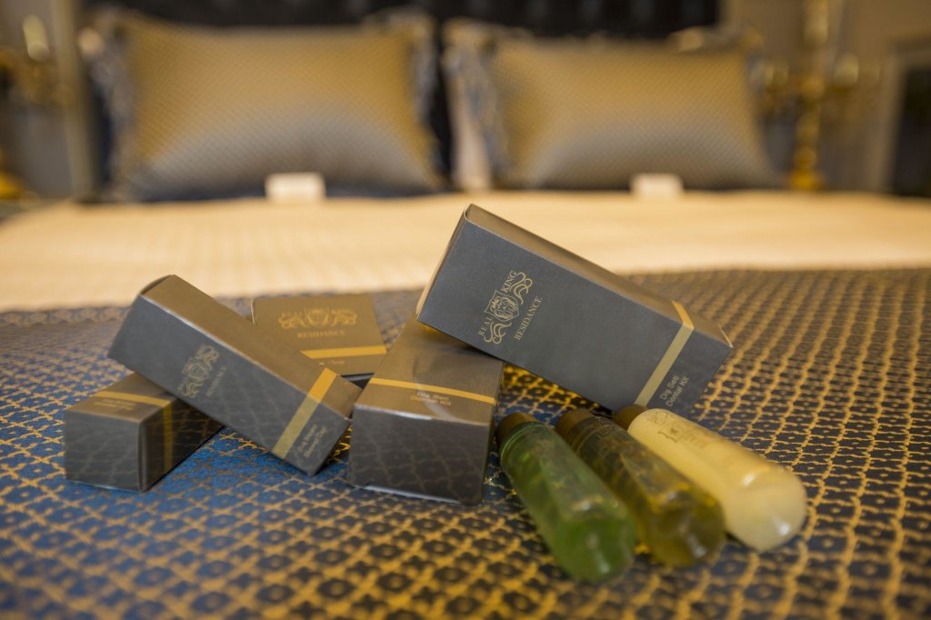 Йомра: Real King Suit Otel