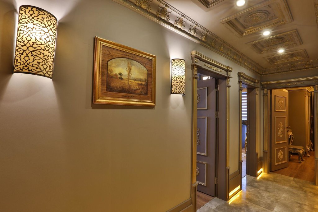 Йомра: Real King Suit Otel