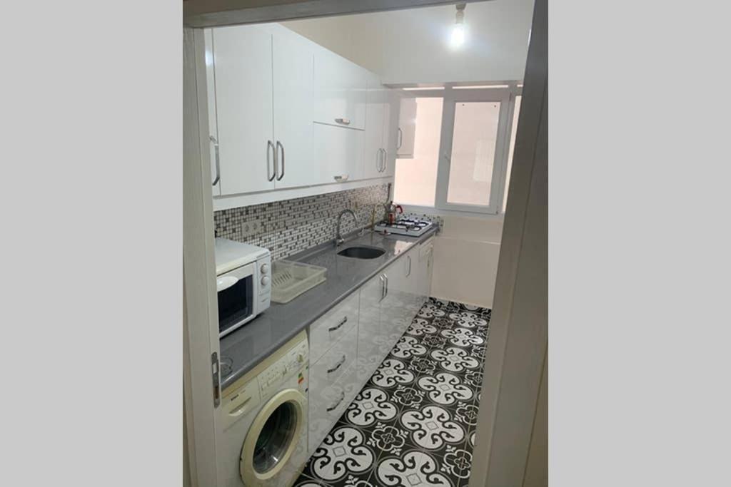 Стамбул: ?i?li Merkezde Metroya Yak?n 3+1 ?çi Yenilenmi? Daire