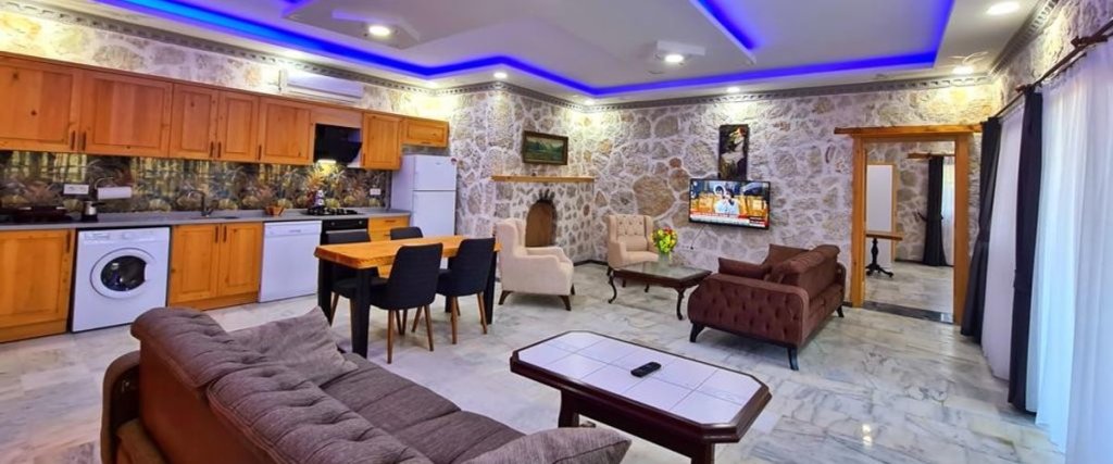 Патара: Vadi Su Apart
